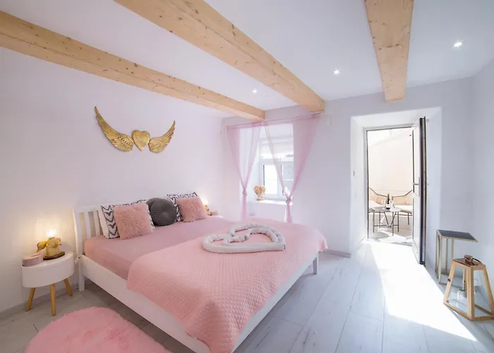 Lovely Stiavnica Διαμέρισμα